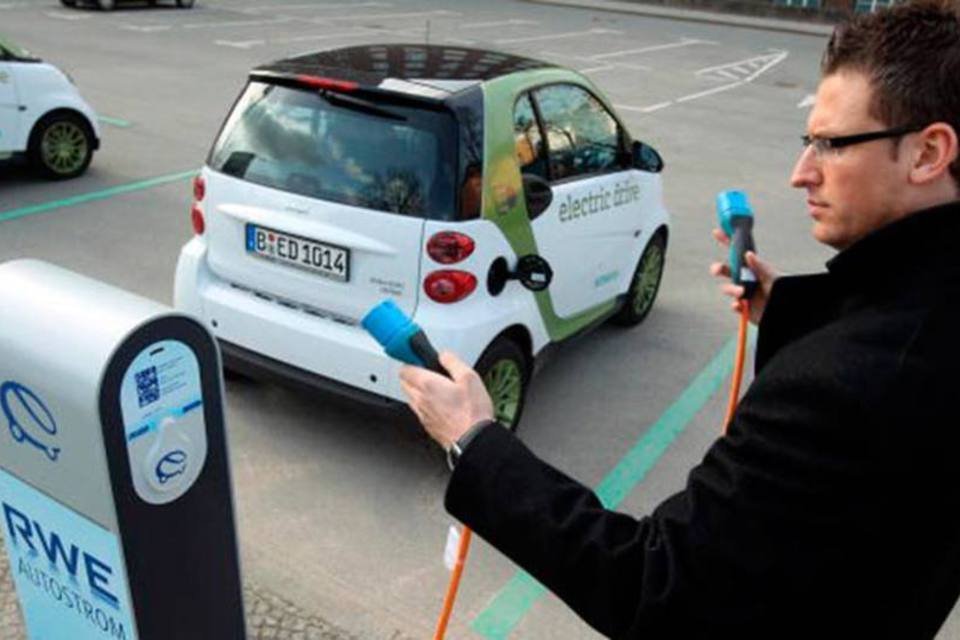 Alemanha vai subsidiar carros elétricos