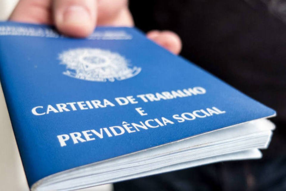 Emprego informal no Brasil cai de 55% para 40% em dez anos