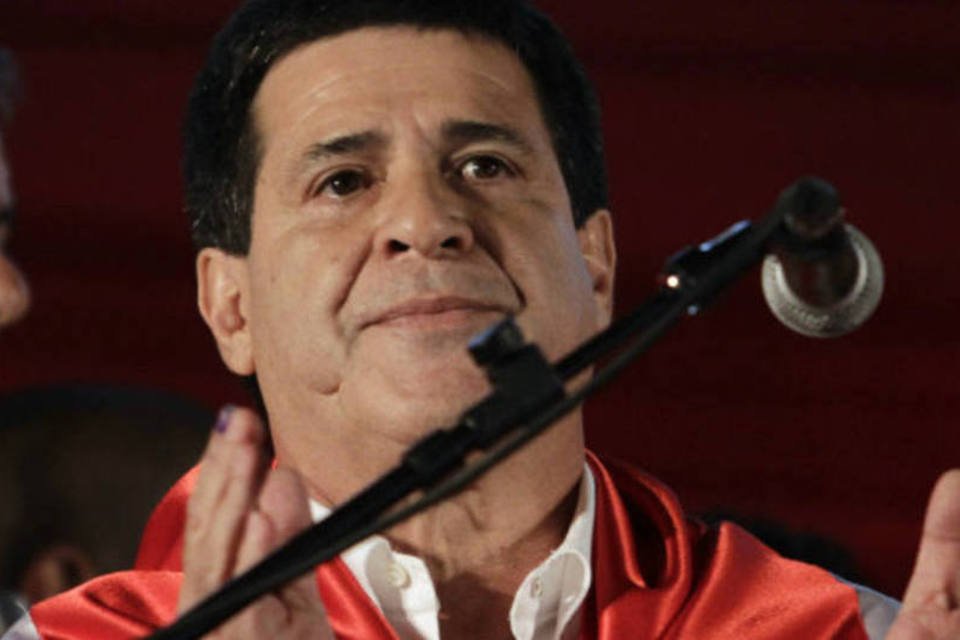 Dilma deve ir à posse de Horacio Cartes, diz Patriota