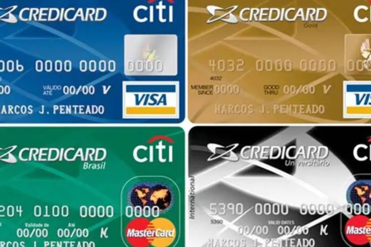 
	Cart&otilde;es Credicard Citi: opera&ccedil;&atilde;o envolveu a aquisi&ccedil;&atilde;o do controle do Banco Citicard, com uma carteira de cr&eacute;dito de R$7,3 bilh&otilde;es ao fim de 2012 e com uma base de 4,8 milh&otilde;es de cart&otilde;es de cr&eacute;dito
 (Dilvugação/Montagem/EXAME.com)