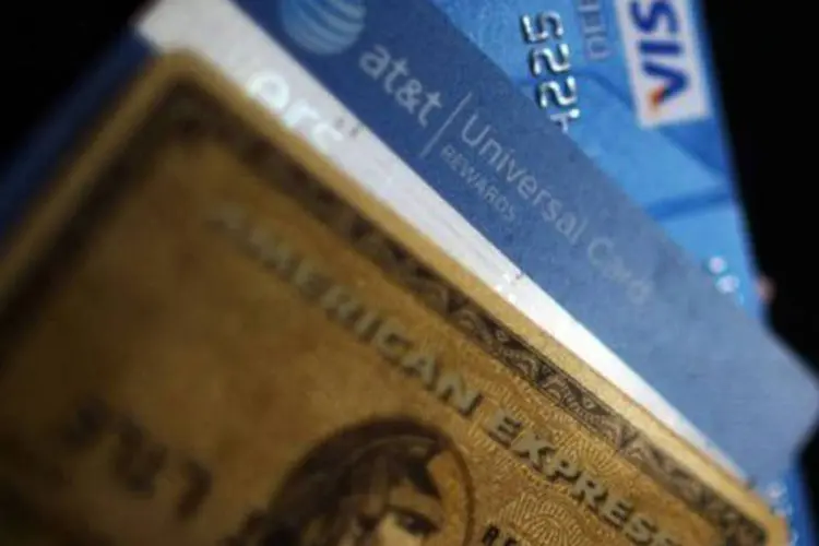 Apenas a do crédito rotativo dos cartões de crédito não caiu, permanecendo estável na média de 10,8% ao mês e 238,3% ao ano (Spencer Platt/Getty Images/AFP)