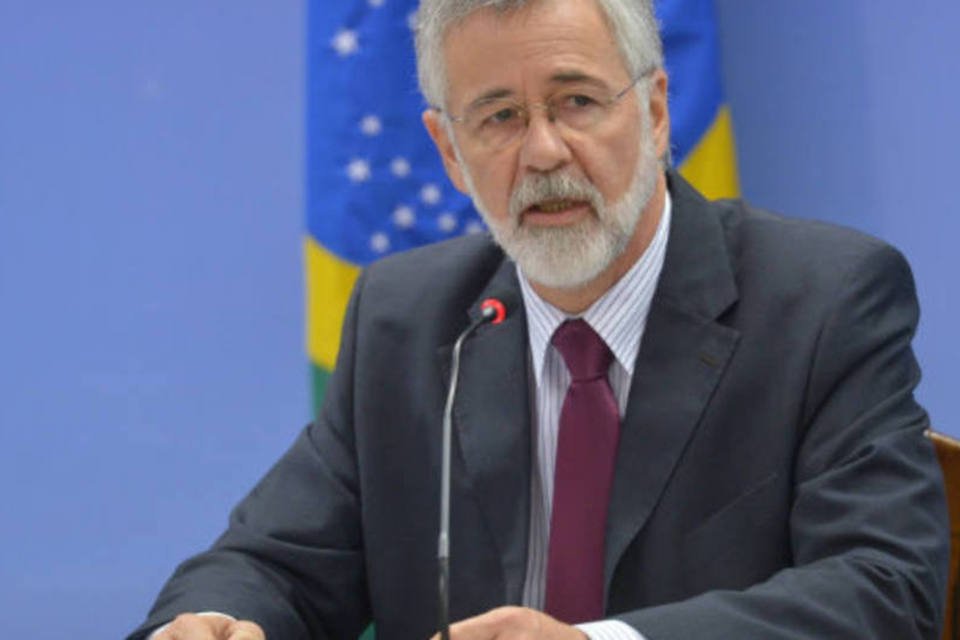 Brasil vai propor consultas sobre redução de emissões