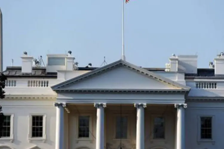 
	A Casa Branca, em Washington:&nbsp;&Eacute; uma &quot;ret&oacute;rica in&uacute;til que apenas aumentar&aacute; as tens&otilde;es&quot;, disse o porta-voz do presidente Barack Obama, Jay Carney.
 (Jewel Samad/AFP)