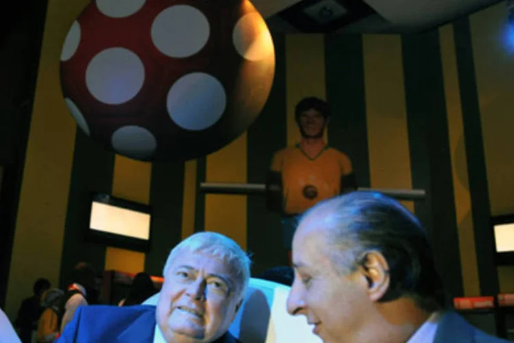 O presidente da Confederação Brasileira de Futebol, Ricardo Teixeira, durante inauguração de exposição sobre o país na África do Sul (.)