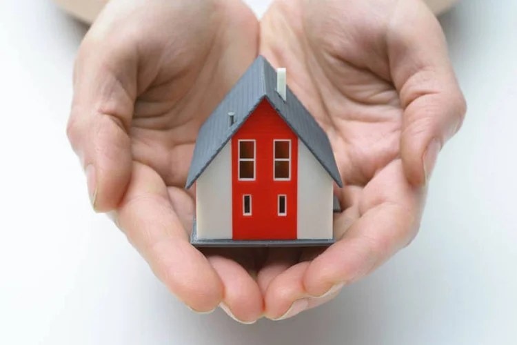 
	Casa herdado: heran&ccedil;a &eacute; declarada na ficha de &quot;Rendimentos isentos&quot; e im&oacute;vel entra em &quot;Bens e Direitos&quot;
 (ThinkStock/AlexRaths)