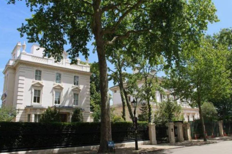 Governos usam imóveis de luxo para aliviar crise