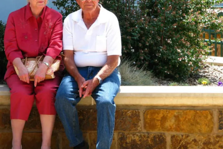 
	Idosos:&nbsp;os munic&iacute;pios catarinenses de Blumenau, Brusque, Balne&aacute;rio Cambori&uacute; e Rio do Sul registraram o maior IDHM Longevidade, com 0,894, e expectativa de vida de 78,6 anos.
 (Patrick Moore / Stock Xchng)