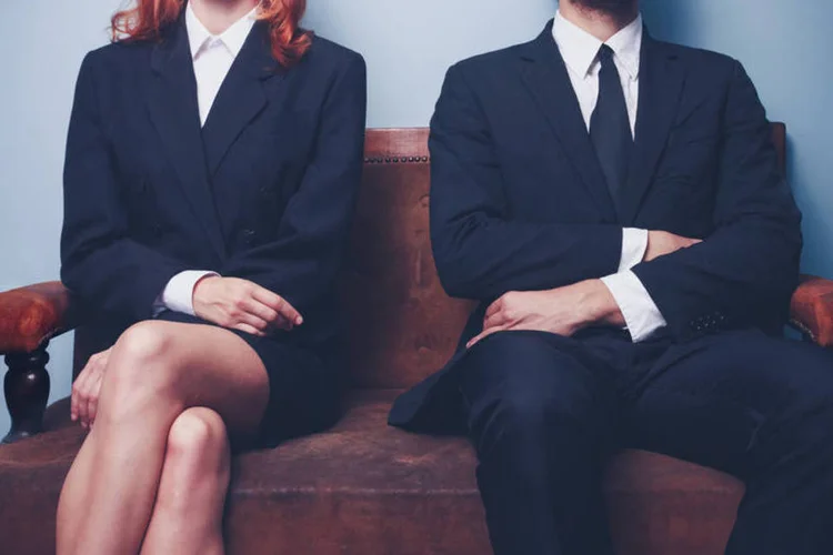 Separação: Não importa a renda de cada um, os bens devem ser divididos igualmente (Thinkstock/lolostock)
