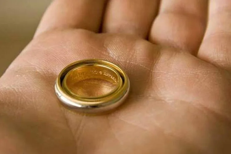 Proibição do casamento de menores de 16 anos foi aprovada nesta quarta-feira (8) pela CCJ do Senado (Flickr/Reprodução)