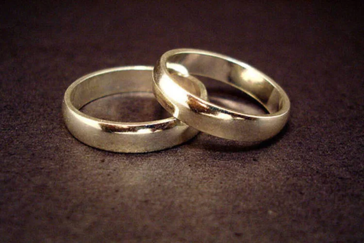 No casamento com regime parcial de bens o cônjuge é meeiro no patrimônio comum do casal, aquele originado após o casamento. (Jeff Belmonte/WIkimedia Commons)