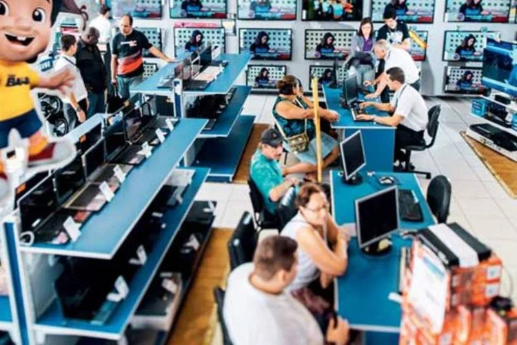 Loja da Casas Bahia em São Paulo: redução de 40% nos gastos com pessoal ajudou a erguer o lucro da companhia (Germano Lüders/EXAME.com)