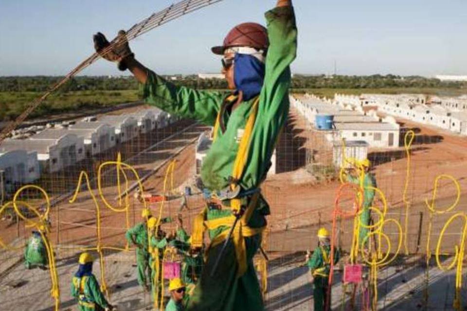 Emprego na construção civil bate recorde no Brasil