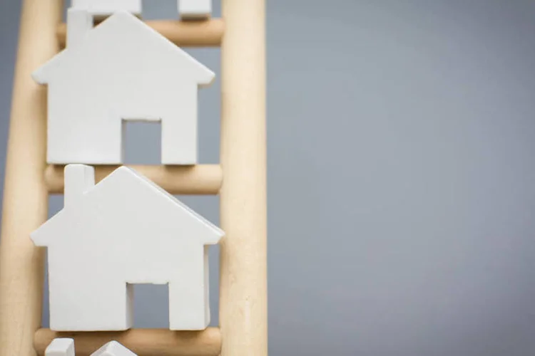 Casa própria: Construtoras têm oferecido financiamento a compradores que não conseguem a carta de crédito do banco (Daisy-Daisy/Thinkstock)