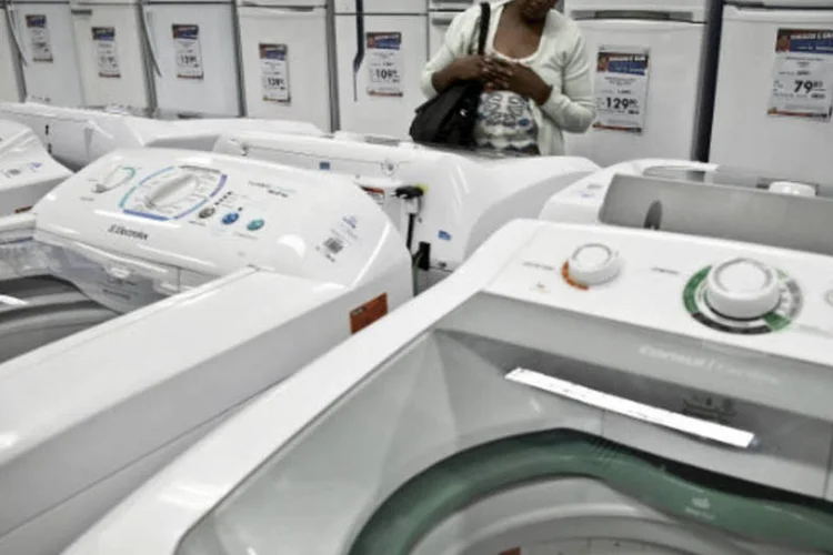 
	Eletrodom&eacute;sticos: o destaque foram as lojas de eletrodom&eacute;sticos e eletr&ocirc;nicos, com expans&atilde;o de 55% sobre maio de 2012
 (Dado Galdieri/Bloomberg)
