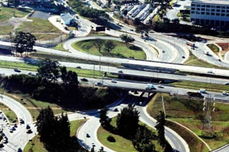 
	Rodovia Castello Branco: a manifesta&ccedil;&atilde;o dos caminhoneiros tem pauta ampla de reivindica&ccedil;&otilde;es.
 (Divulgação)