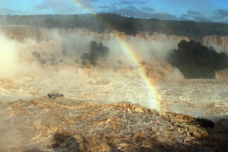 
	Cataratas do Igua&ccedil;u atingiram vaz&atilde;o hist&oacute;rica por conta das chuvas
 (Divulgação/ Cataratas do Iguaçu)