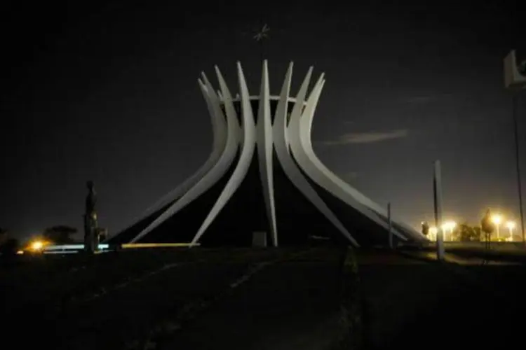 Catedral Metropolitana apaga luzes na Hora do Planeta (Agência Brasil)