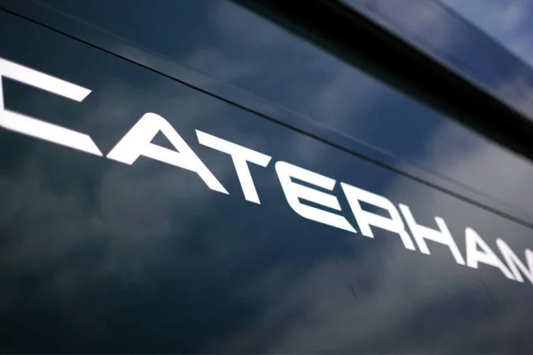
	Logotipo da Caterham: Equipe tenta arrecadar dinheiro enquanto n&atilde;o encontra um comprador
 (Drew Gibson/Getty Images)