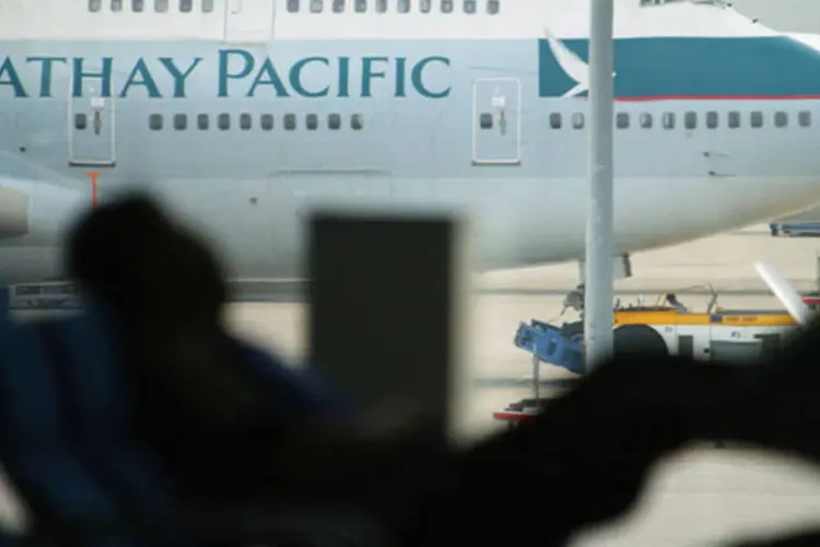 
	Cathay Pacific Airways: &quot;Dada a situa&ccedil;&atilde;o na regi&atilde;o, a Cathay Pacific suspendeu todos os voos sobre o Ir&atilde; e o mar C&aacute;spio desde quinta-feira e at&eacute; nova ordem&quot;
 (Getty Images)