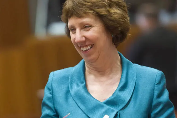 Catherine Ashton: encontro será "para expressar nossa posição sobre legitimidade e democracia, com a esperança de que ajudem a democracia", segundo Mohamed Bishr (Bloomberg)
