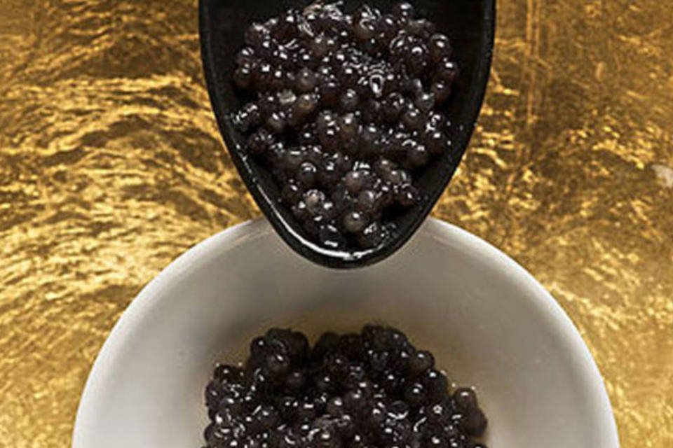 Máquina vende caviar em shopping nos EUA