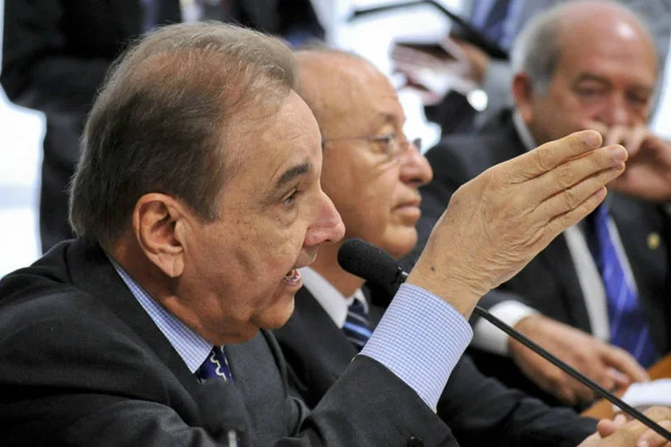 
	Jos&eacute; Agripino disse que a acusa&ccedil;&atilde;o &eacute; &quot;absurda, inver&iacute;dica e descabida&quot;
 (Geraldo Magela/Agência Senado)