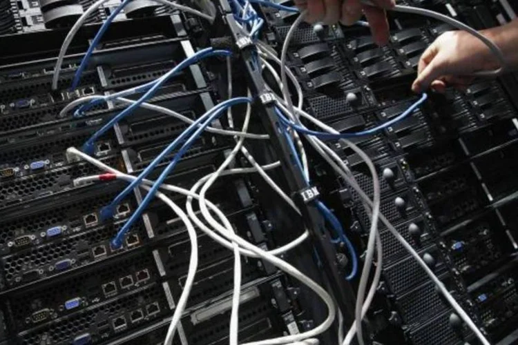 
	Servidores:&nbsp;gastos com servi&ccedil;os de telecomunica&ccedil;&otilde;es alcan&ccedil;ar&atilde;o 219 bilh&otilde;es de d&oacute;lares, crescimento de 8 por cento
 (Sean Gallup/Getty Images)