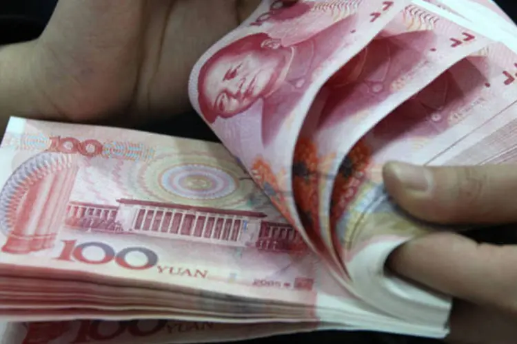 Cédulas de 100 yuan (Getty Images)