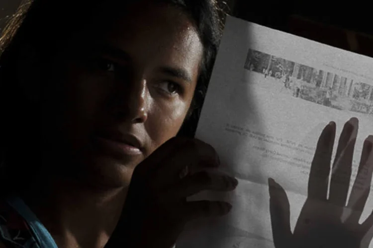 Maria das Graças Morais, 21 anos, estuda em braile: o MEC destacou que os recursos também poderão ser usados na aquisição de computador com acessibilidade (Marcello Casal Jr./ABr)
