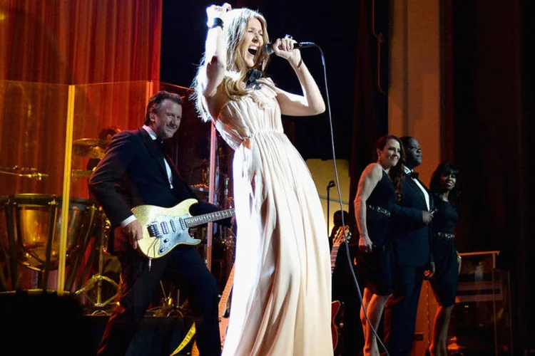 
	Cantora Celine Dion &quot;&eacute; muito doloroso. &Eacute; uma quest&atilde;o de dias ou horas&quot;
 (Jason Merritt/Getty Images for The UCLA Department of Head and Neck Surgery)