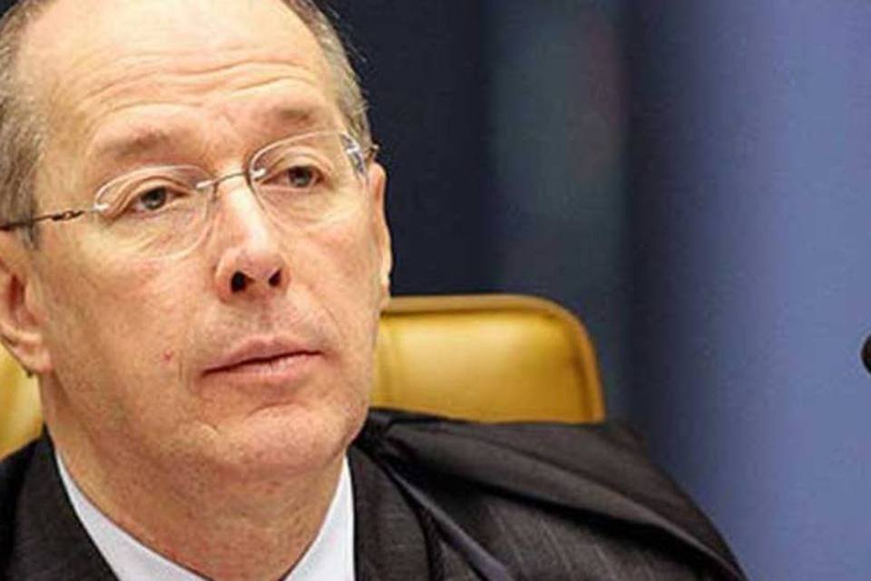 Formação de quadrilha está nítida, diz Celso de Mello