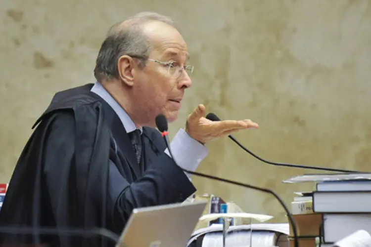 O ministro do STF, Celso de Mello: a fase final do julgamento não terá a participação do ministro Gilmar Mendes, que está em missão oficial no exterior (José Cruz/ABr)