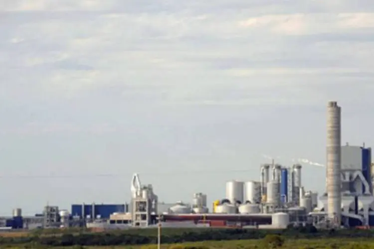 Fábrica celulose na região do rio Uruguai: Corte de Haia determinou que Uruguai não cumpriu com a obrigação de avisar Argentina sobre a construção (.)