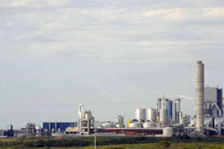 Fábrica celulose na região do rio Uruguai: Corte de Haia determinou que Uruguai não cumpriu com a obrigação de avisar Argentina sobre a construção (.)