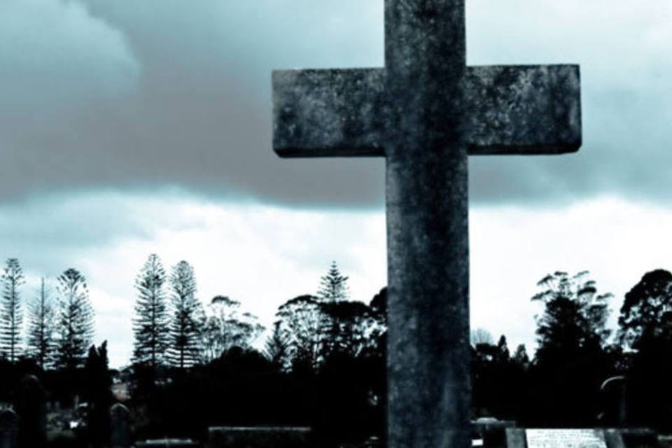 Uruguaio de 83 anos troca casa por tumba no cemitério