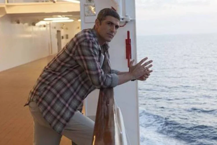 Ator Reynaldo Gianecchini durante uma cena da comédia "S.O.S. Mulheres ao Mar" (Divulgação/Globofilmes)