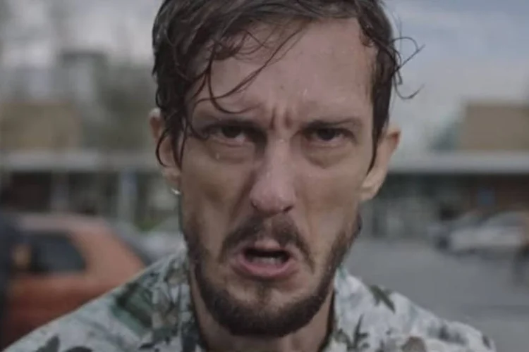 
	Cena no novo comercial da Tigre: criadas pela Talent Marcel, as pe&ccedil;as pretendem apresentar de forma divertida a necessidade de investir em produtos de qualidade gastando menos
 (Reprodução/ Youtube)