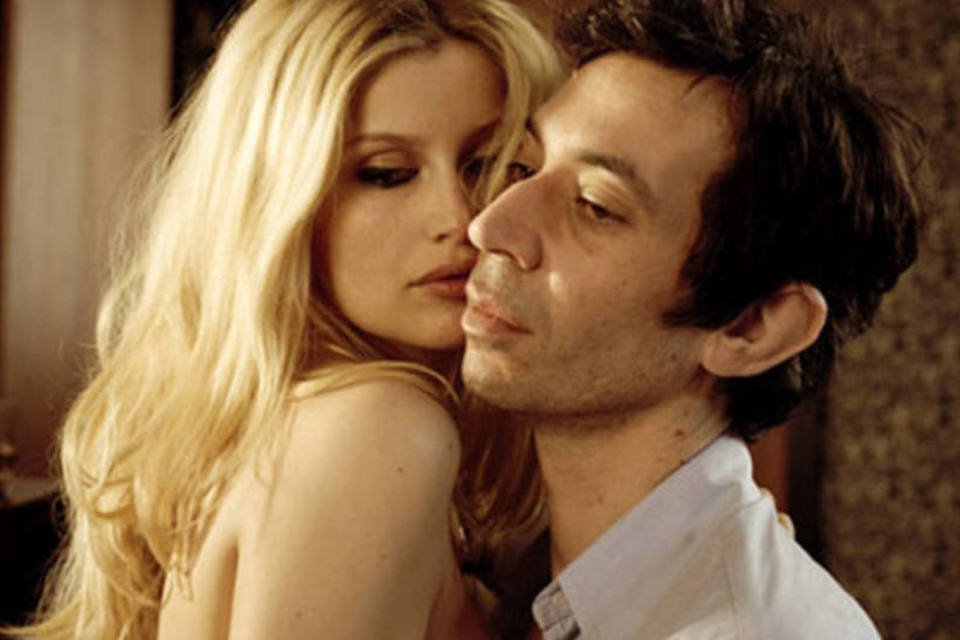Gainsbourg – O Homem que Amava as Mulheres retrata a vida e a morte do artista