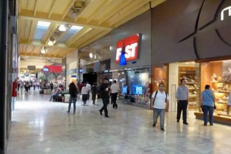 Interior do shopping Center Norte (Beatriz Olivon)