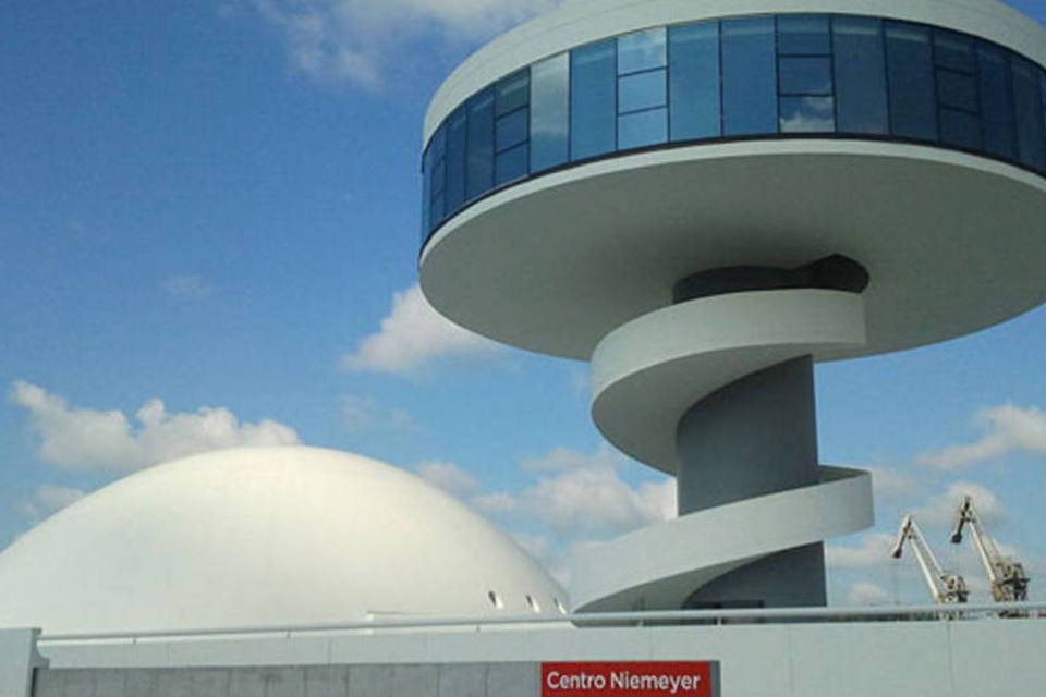 Oscar Niemeyer no foco dos acadêmicos