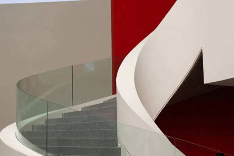 Centro Niemeyer, primeira obra de Oscar Niemeyer na Espanha (Centro Niemeyer)