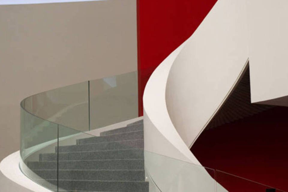 Centro Niemeyer, na Espanha, fecha suas portas