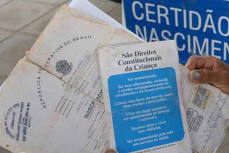 Objetivo da padronização é unificar todos as certidões do país e evitar a falsificação (Renato Araújo/AGÊNCIA BRASIL)