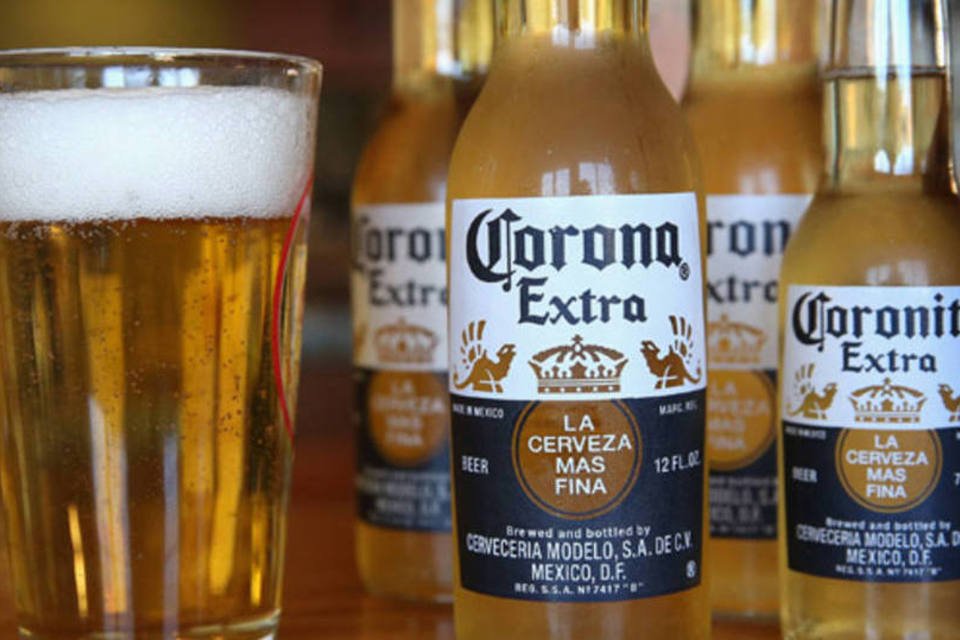Ambev prevê cerveja Corona para 2º semestre no Brasil