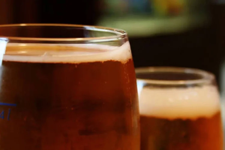 Alunos pesquisados são menores de idade e já consumiram bebidas alcoólicas (Gianni Testore / Stock Xchng)