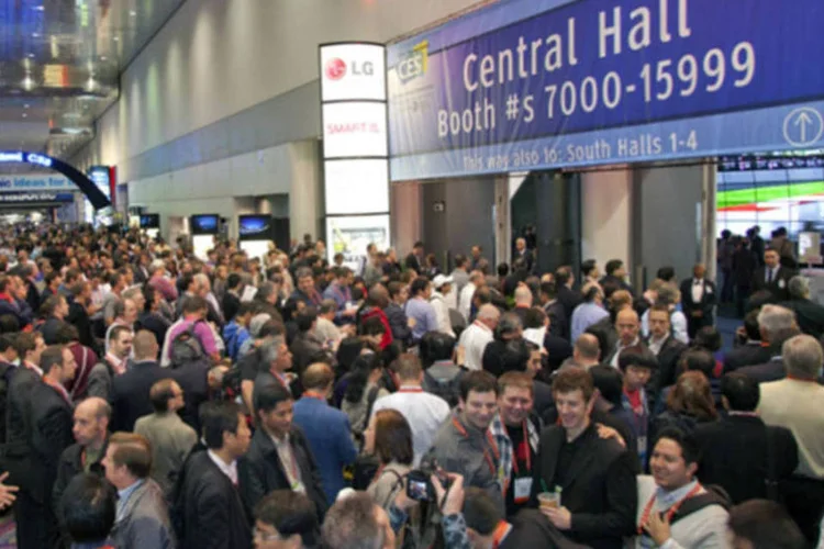 
	Entrada da CES 2013:&nbsp;uma das vantagens da distribui&ccedil;&atilde;o digital sobre a f&iacute;sica &eacute; que o consumidor tem o ponto de venda sempre &agrave; m&atilde;o
 (Divulgação)