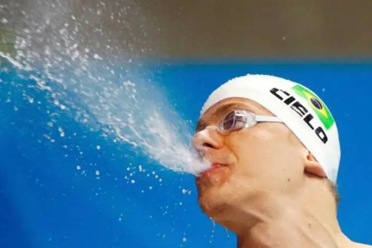 Nadador César Cielo nas Olimpíadas de Londres de 2012 (David Gray/Reuters)