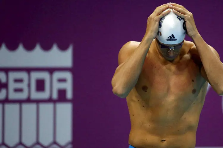 O nadador Cesar Cielo: "infelizmente não aconteceu, mas o Brasil está indo com os dois melhores. Vou pedir desculpas" (Sergio Moraes/Reuters)