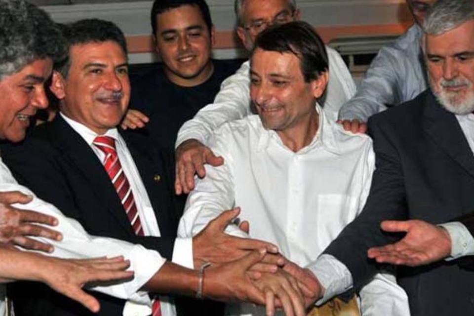 Presidente do STF nega pedido de soltura de Battisti