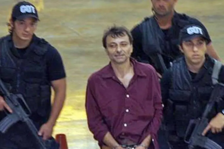 A defesa do ex-ativista italiano Cesare Battisti entrou com um pedido de soltura no Supremo Tribunal Federal (STF) (Arquivo/ Reuters)